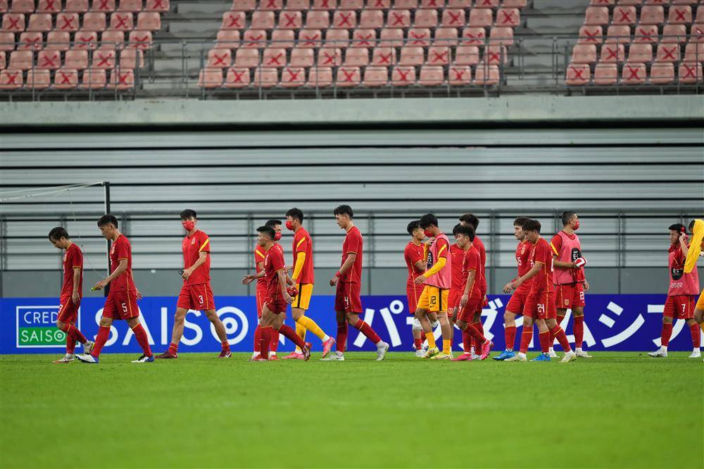 包含大洋洲球队表现引人注目,赢得观众喝彩的词条 包含大洋洲球队表现引人注目,赢得观众喝彩的词条