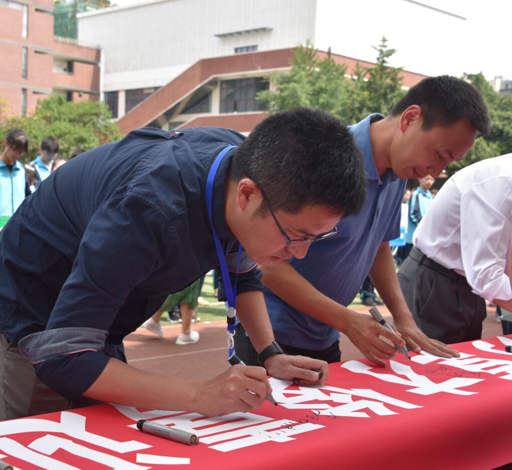 关于强队壮行!背水一战将谁成为英雄?的信息 关于强队壮行!背水一战将谁成为英雄?的信息