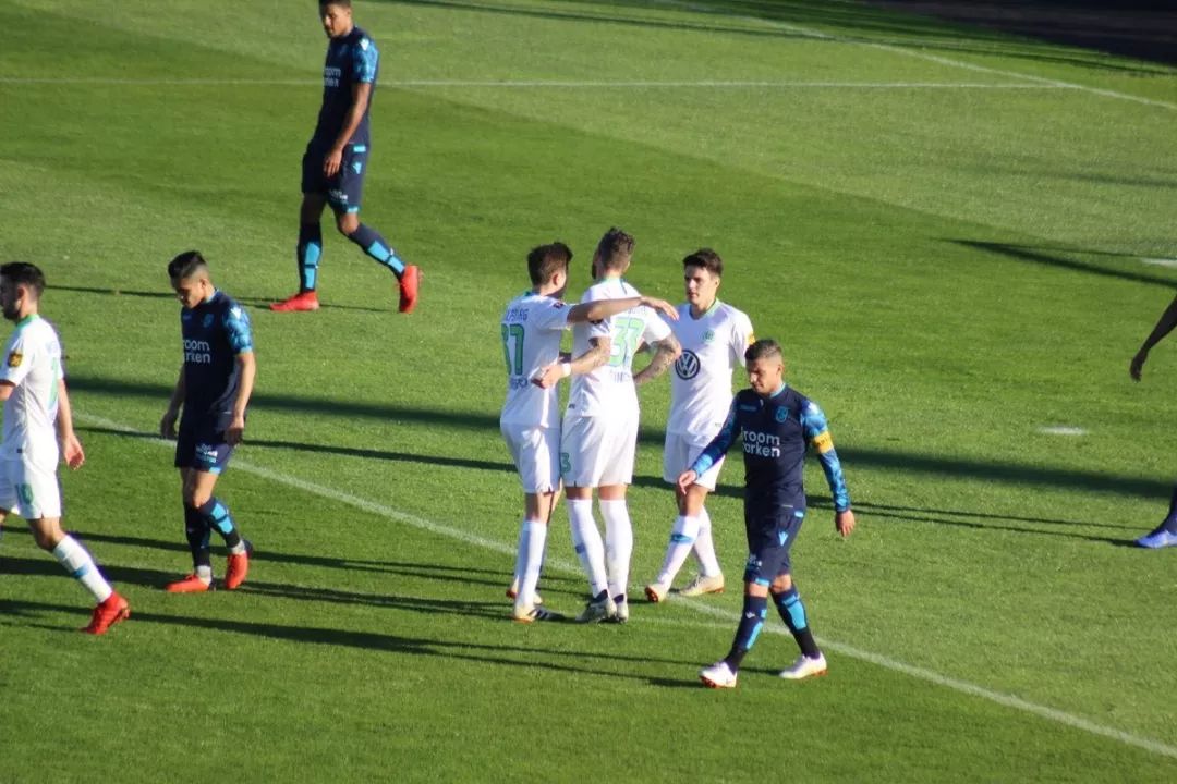 沃尔夫斯堡主场告捷,继续保持稳定发挥 沃尔夫斯堡主场告捷,继续保持稳定发挥