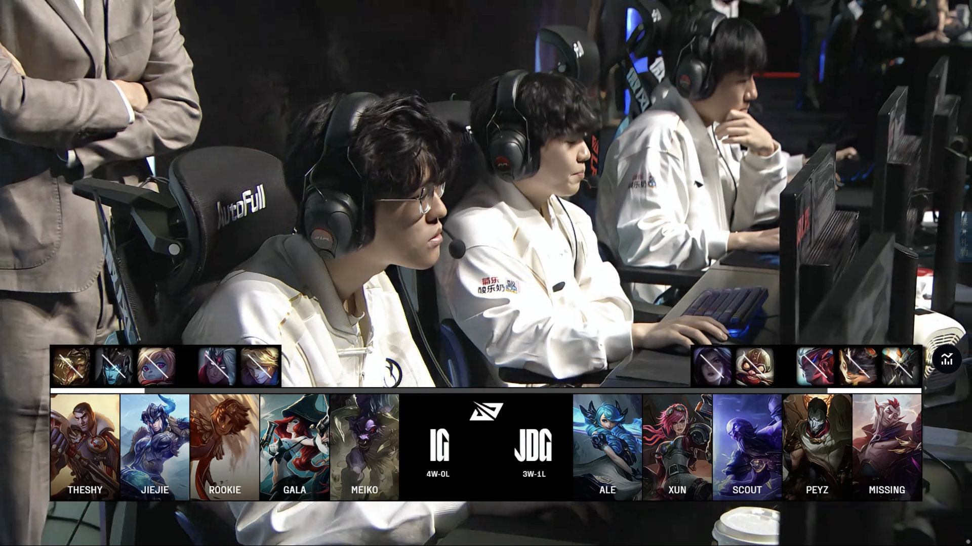 开云下载-TSM碾压LGD，Uzi线上压制力十足焦点之战半决赛，让粉丝疯狂欢呼的简单介绍