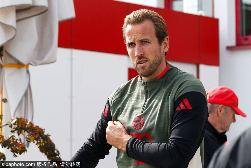 特拉布斯队国家级门将在关键时刻表现出色