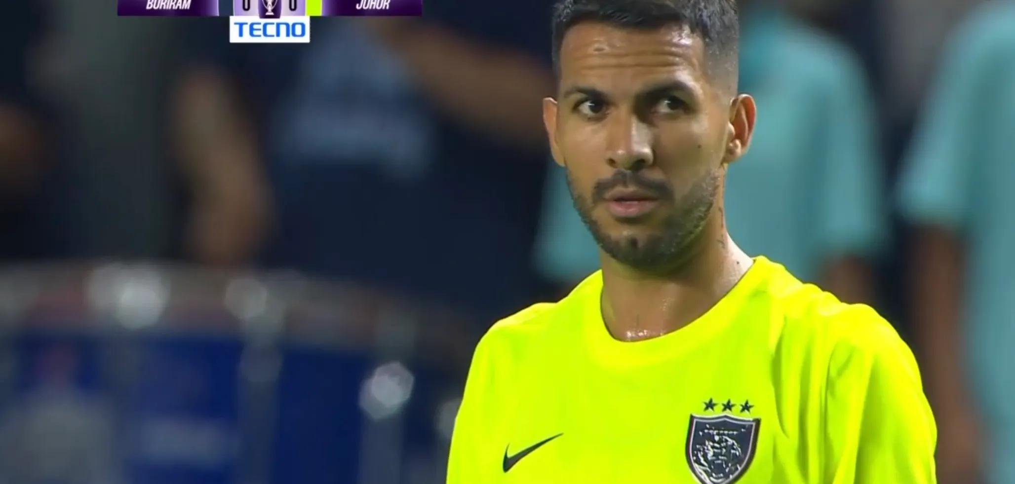 巴拿马棒球选手梅西亚斯试水足球：我有信心