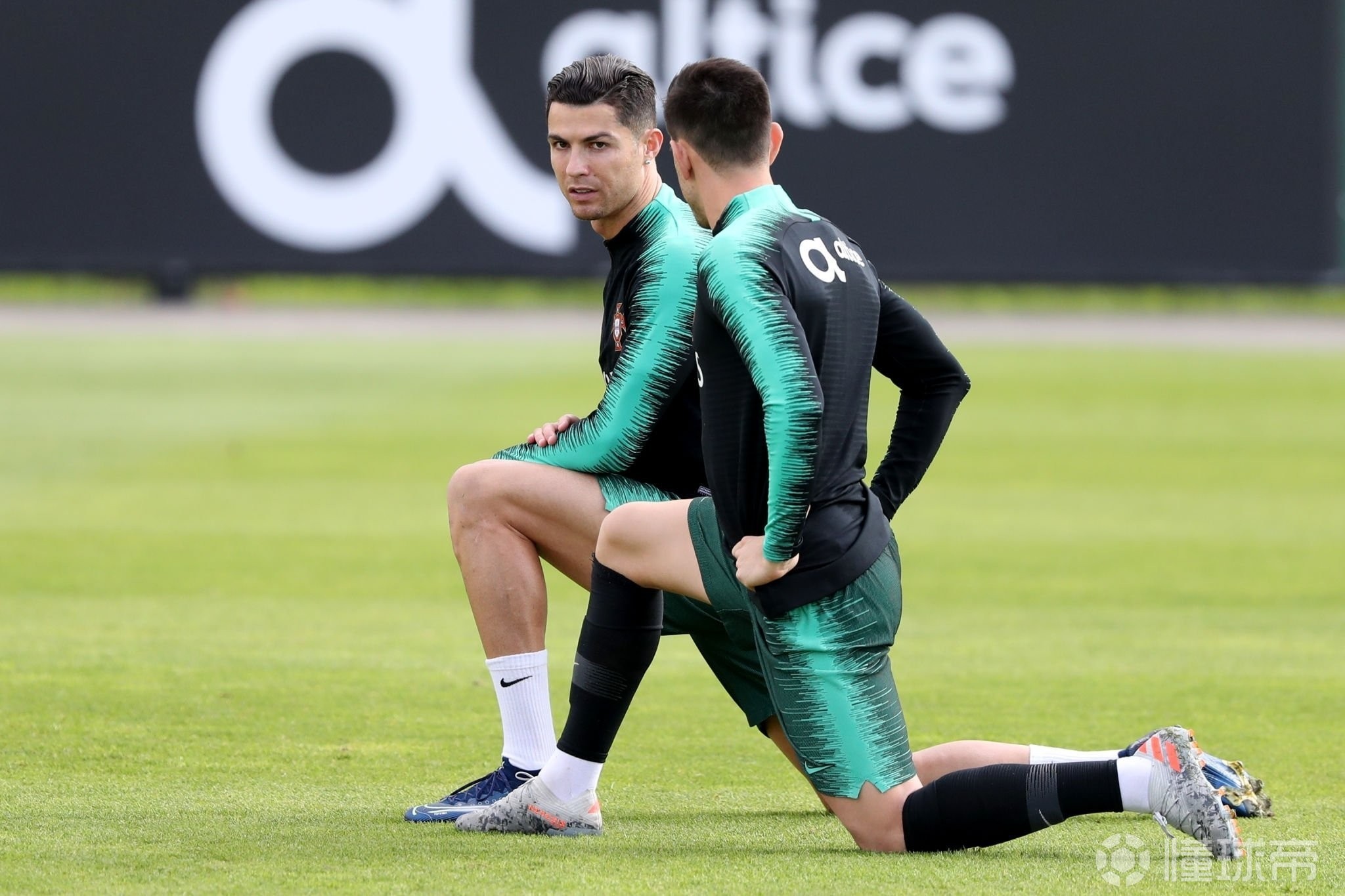 奥克利胜保加利亚，欧预赛步步为营