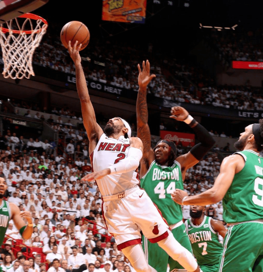 关于北京队绝杀热火，麦科勒姆关键制胜的信息