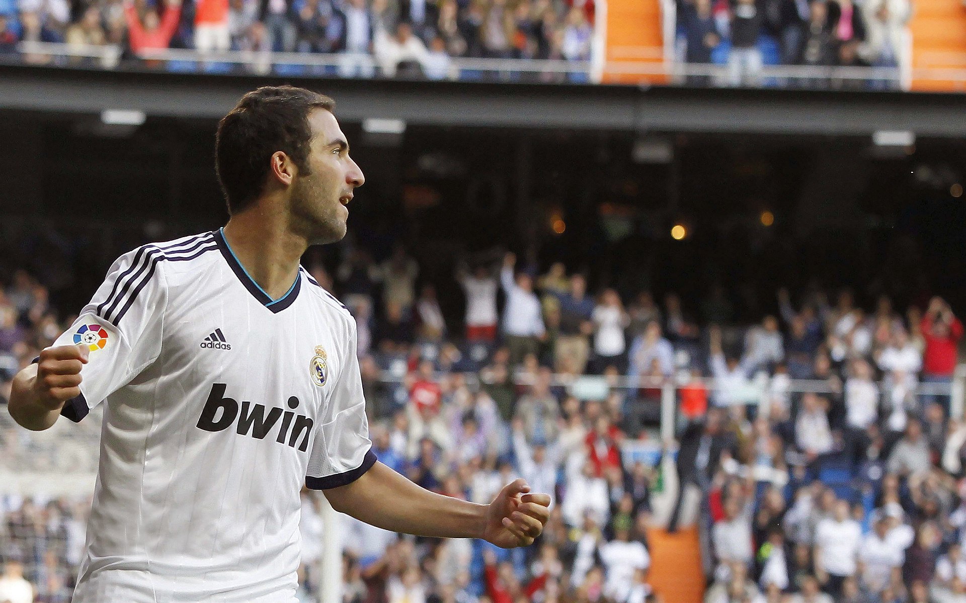 数据不会说谎，索伯用7.2秒进站，在战术板上杀死了红牛二队